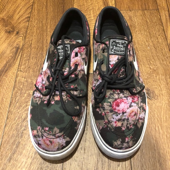Nike Other - Nike Sb Stefan Janoski